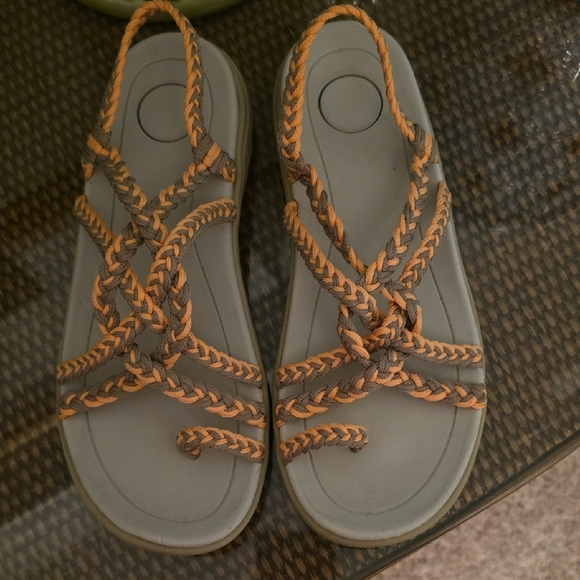 NWOT Braided Sandals with Orange and Gray Straps (#1) - Picture 2 of 4